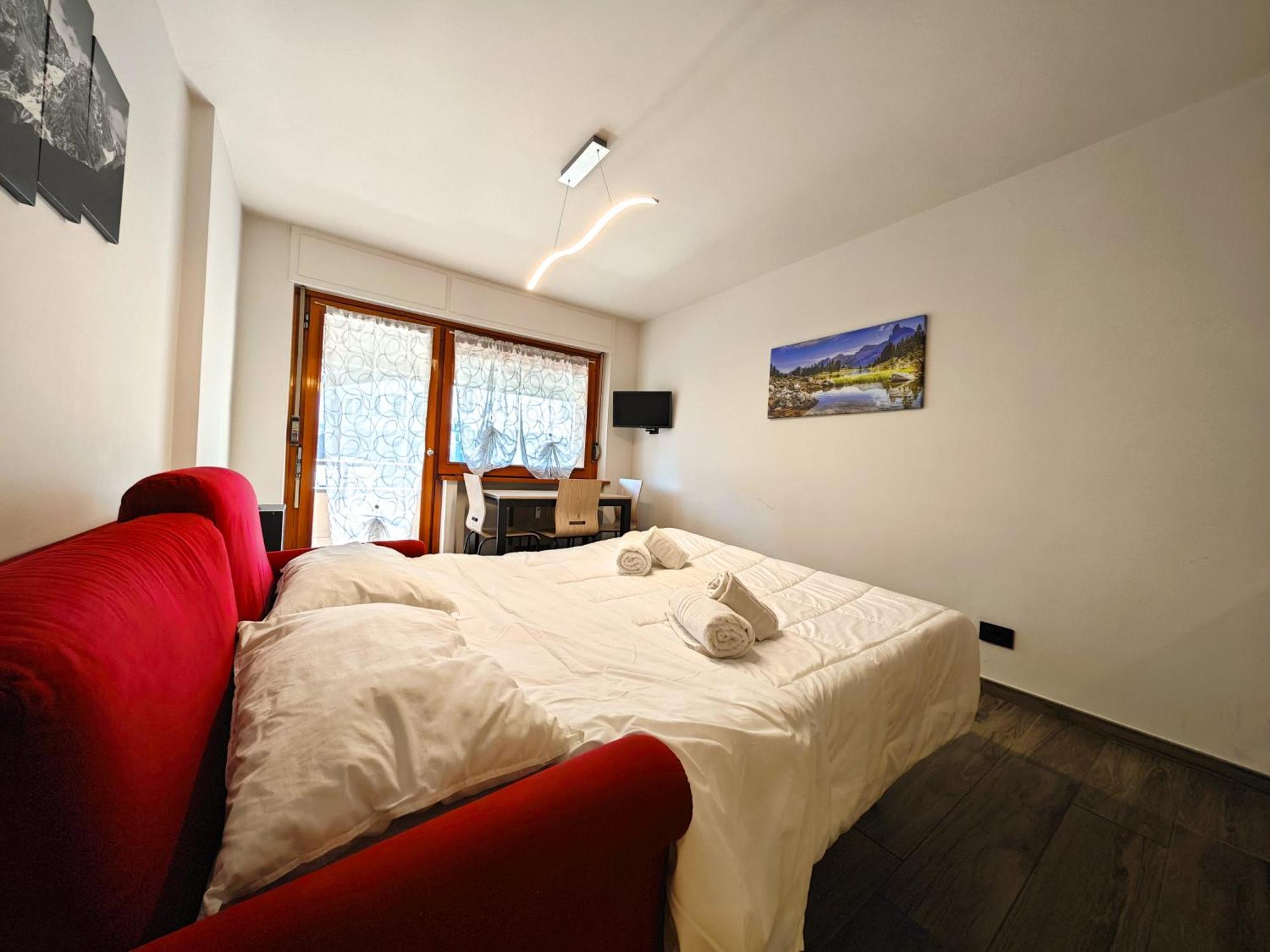 Hostdomus - City Center Apartment Colle Colle Sestriere Kültér fotó