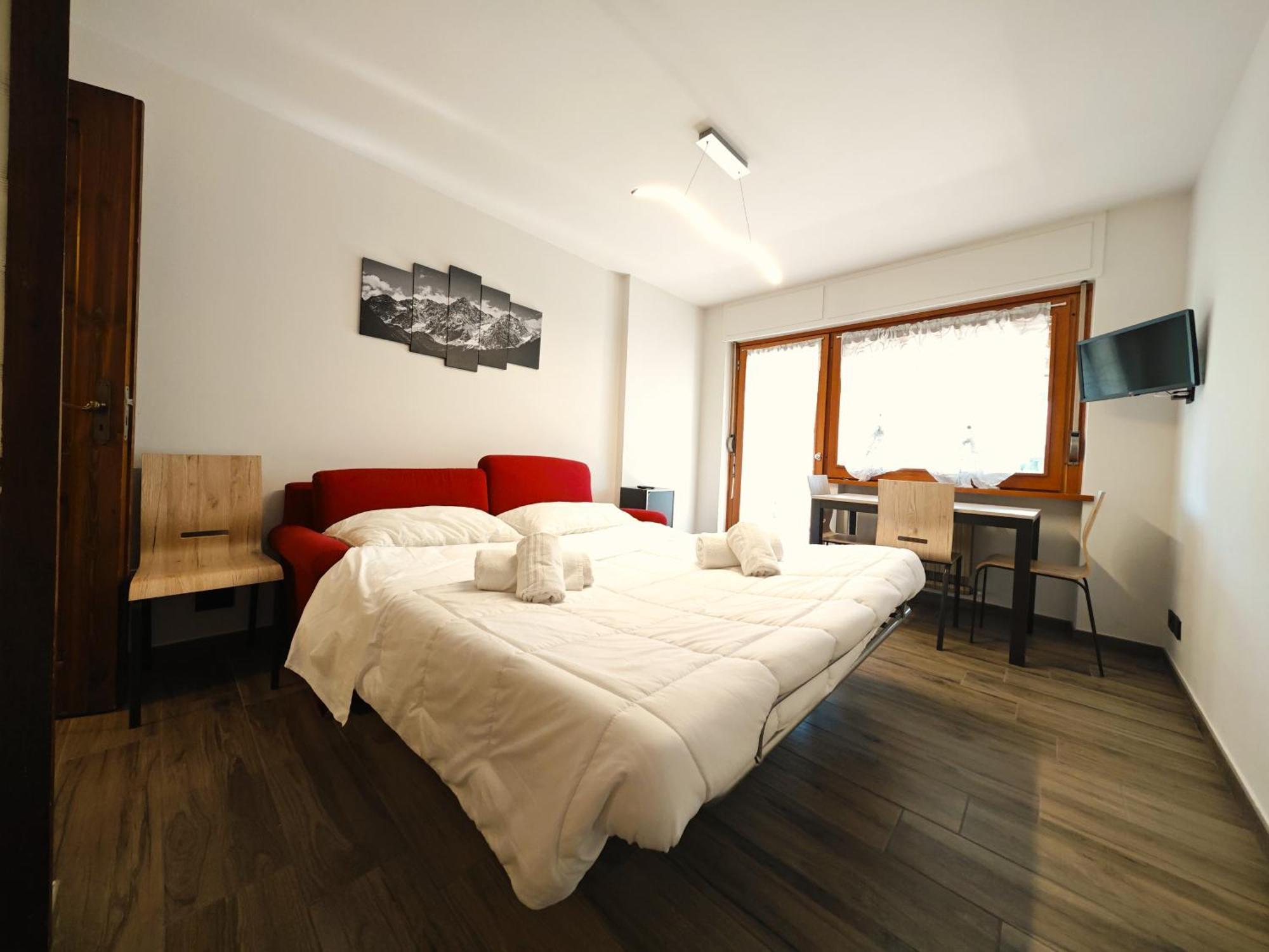 Hostdomus - City Center Apartment Colle Colle Sestriere Kültér fotó