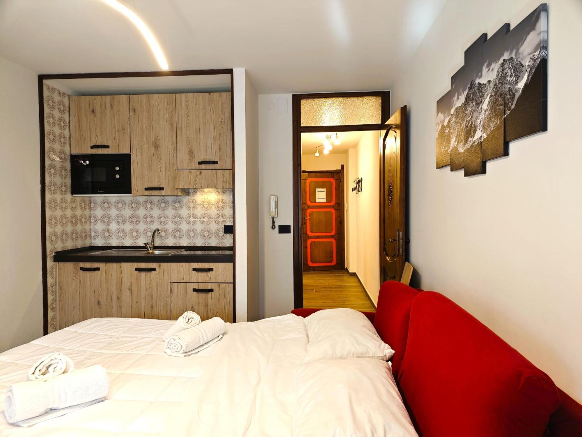 Hostdomus - City Center Apartment Colle Colle Sestriere Kültér fotó